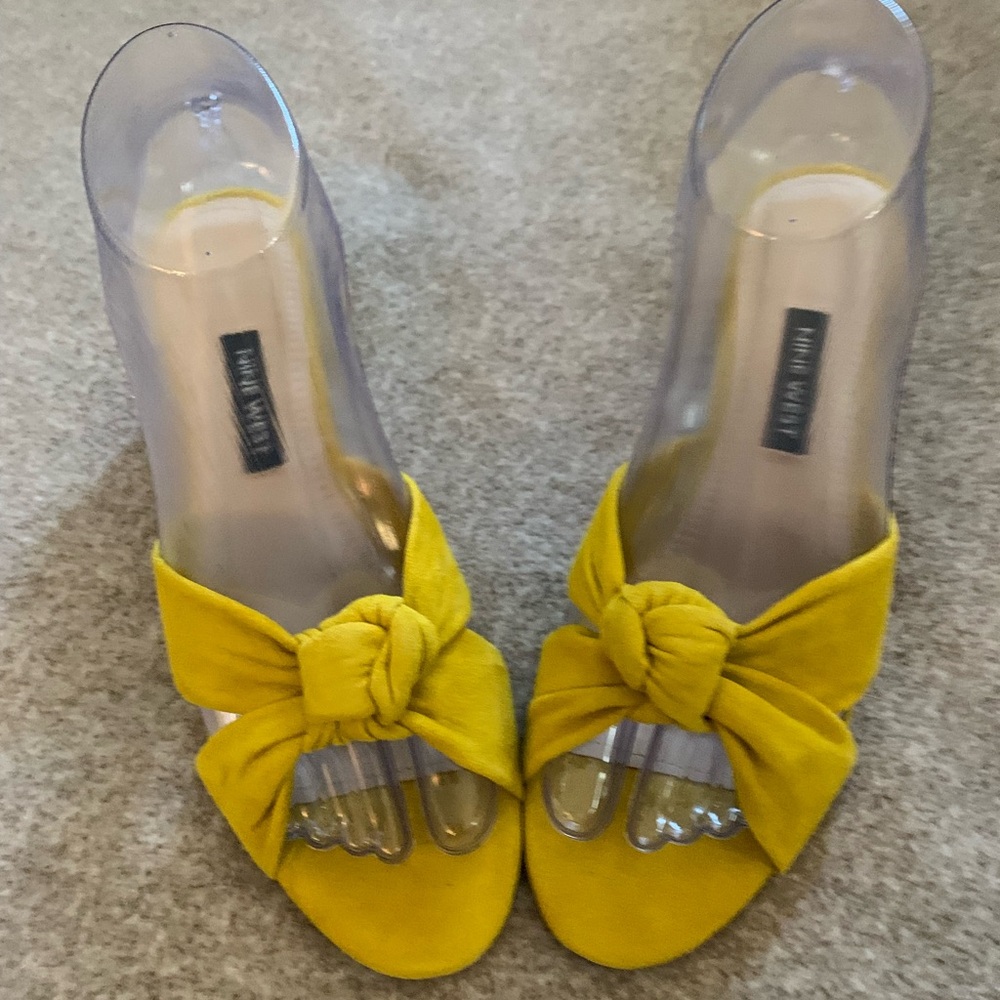 Nine West Suede Yellow Knot Mules - Picture 6 of 7